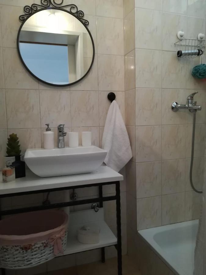 Apartment And Room Hudoletnjak Šilo Zewnętrze zdjęcie