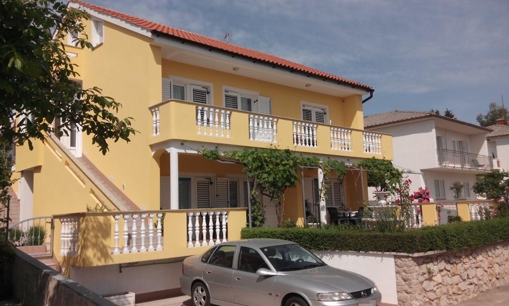Apartment And Room Hudoletnjak Šilo Pokój zdjęcie